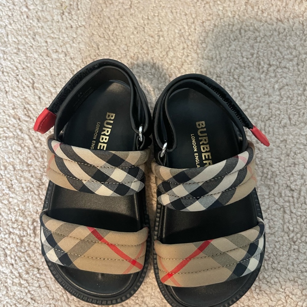 Authentic Burberry Brewster kids sandals